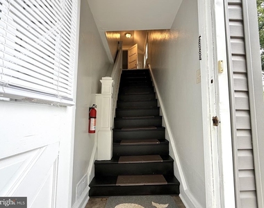 19 E Pothouse Road - Photo Thumbnail 2
