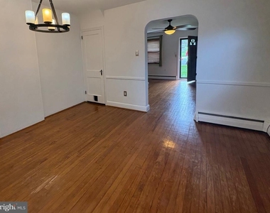 337 W Pennsylvania Avenue - Photo Thumbnail 10