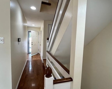 865 Durant Court - Photo Thumbnail 9