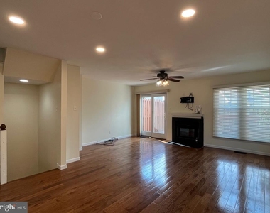 865 Durant Court - Photo Thumbnail 7