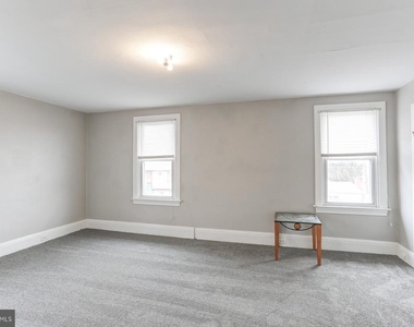 168 8th Street - Photo Thumbnail 8