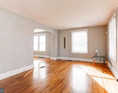 168 8th Street - Photo Thumbnail 2