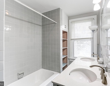 168 8th Street - Photo Thumbnail 7