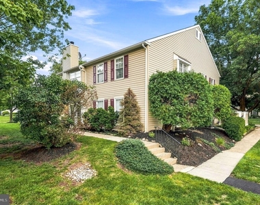 51 Meadow Lane - Photo Thumbnail 2