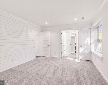 51 Meadow Lane - Photo Thumbnail 14