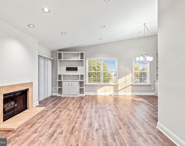 51 Meadow Lane - Photo Thumbnail 3