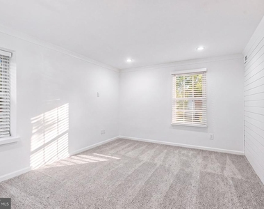 51 Meadow Lane - Photo Thumbnail 13