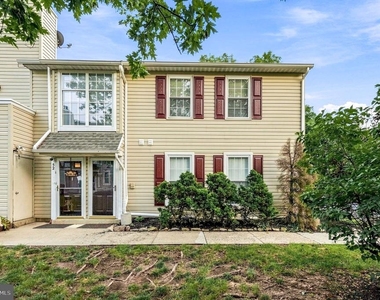 51 Meadow Lane - Photo Thumbnail 1