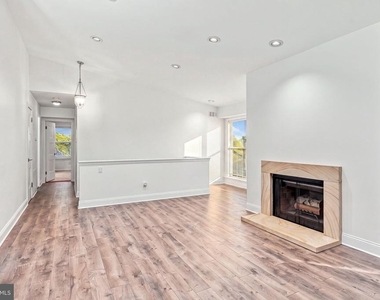 51 Meadow Lane - Photo Thumbnail 6