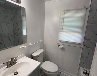 2409 Bloomsdale Road - Photo Thumbnail 1