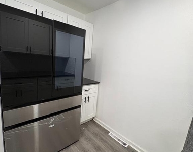2409 Bloomsdale Road - Photo Thumbnail 11