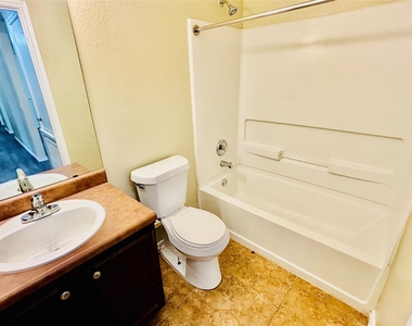 1220 Anise Dr - Photo Thumbnail 9
