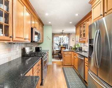 31d Chicopee Drive - Photo Thumbnail 7