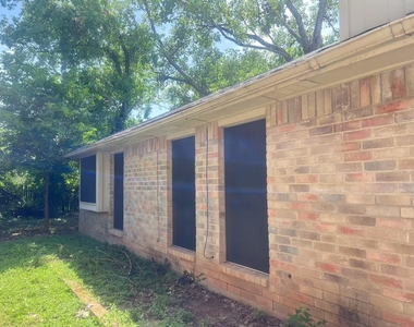 14303 Kincheloe St - Photo Thumbnail 11