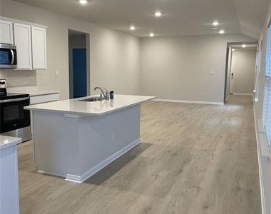 185 Grey Slate Ave - Photo Thumbnail 6