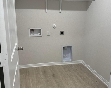 185 Grey Slate Ave - Photo Thumbnail 20