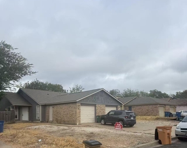 12308 Dellrey Dr - Photo Thumbnail 21