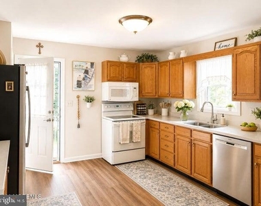 251 West Street - Photo Thumbnail 1