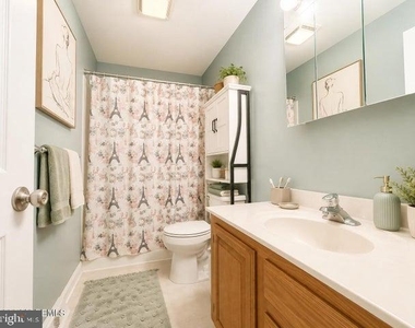 251 West Street - Photo Thumbnail 14