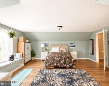 251 West Street - Photo Thumbnail 8