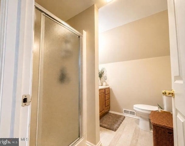 251 West Street - Photo Thumbnail 15