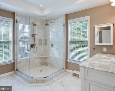 27 Bodine Drive - Photo Thumbnail 14