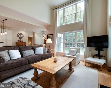 27 Bodine Drive - Photo Thumbnail 7