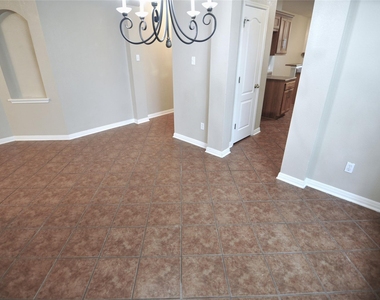 1830 Paradise Ridge Dr - Photo Thumbnail 3