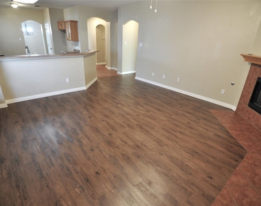 1830 Paradise Ridge Dr - Photo Thumbnail 6