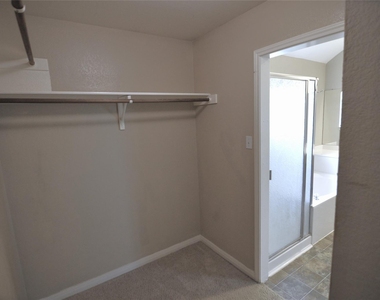 1830 Paradise Ridge Dr - Photo Thumbnail 12