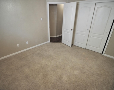 1830 Paradise Ridge Dr - Photo Thumbnail 17