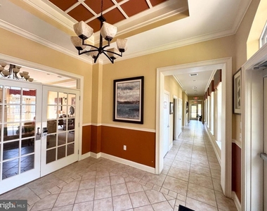 511 Timberlake Drive - Photo Thumbnail 1