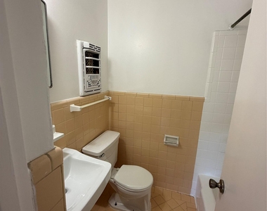 1212 W 13th St - Photo Thumbnail 5