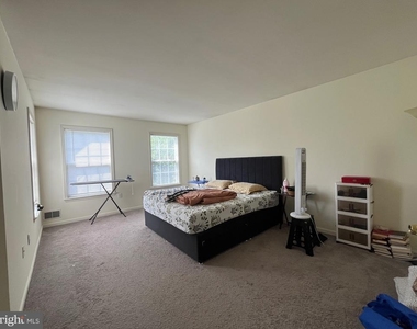 7 Shelley Circle - Photo Thumbnail 8