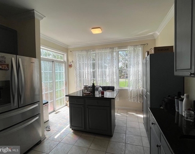 7 Shelley Circle - Photo Thumbnail 4