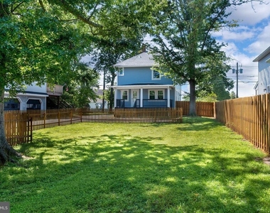 131 W Franklin Avenue - Photo Thumbnail 18
