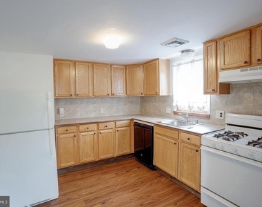 276 Kings Highway - Photo Thumbnail 1