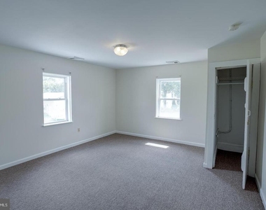 276 Kings Highway - Photo Thumbnail 6