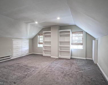 164 Franklin Street - Photo Thumbnail 36