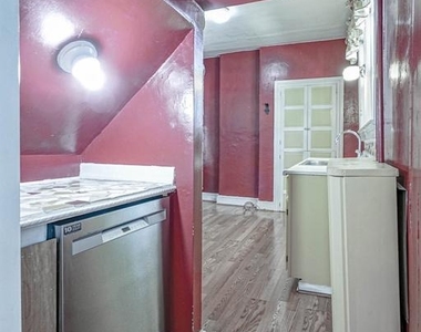 164 Franklin Street - Photo Thumbnail 18