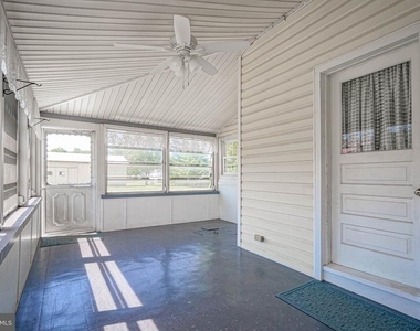 164 Franklin Street - Photo Thumbnail 21