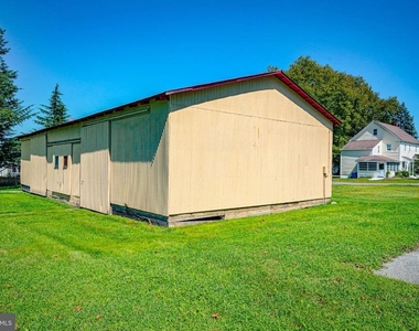 164 Franklin Street - Photo Thumbnail 44