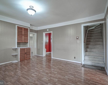 164 Franklin Street - Photo Thumbnail 8