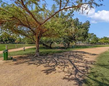 10616 Mellow Meadows Dr - Photo Thumbnail 10