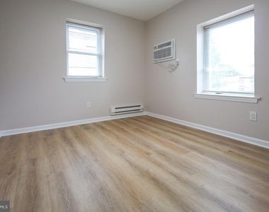602-604 Broadway - Photo Thumbnail 5
