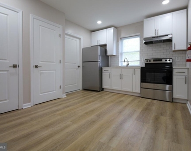 602-604 Broadway - Photo Thumbnail 3