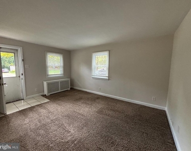 119 Hillcrest Avenue - Photo Thumbnail 4
