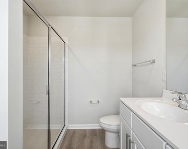 116 Essex Drive - Photo Thumbnail 22