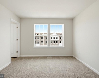116 Essex Drive - Photo Thumbnail 20