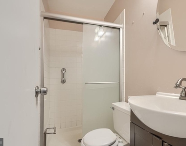 116 Essex Drive - Photo Thumbnail 10